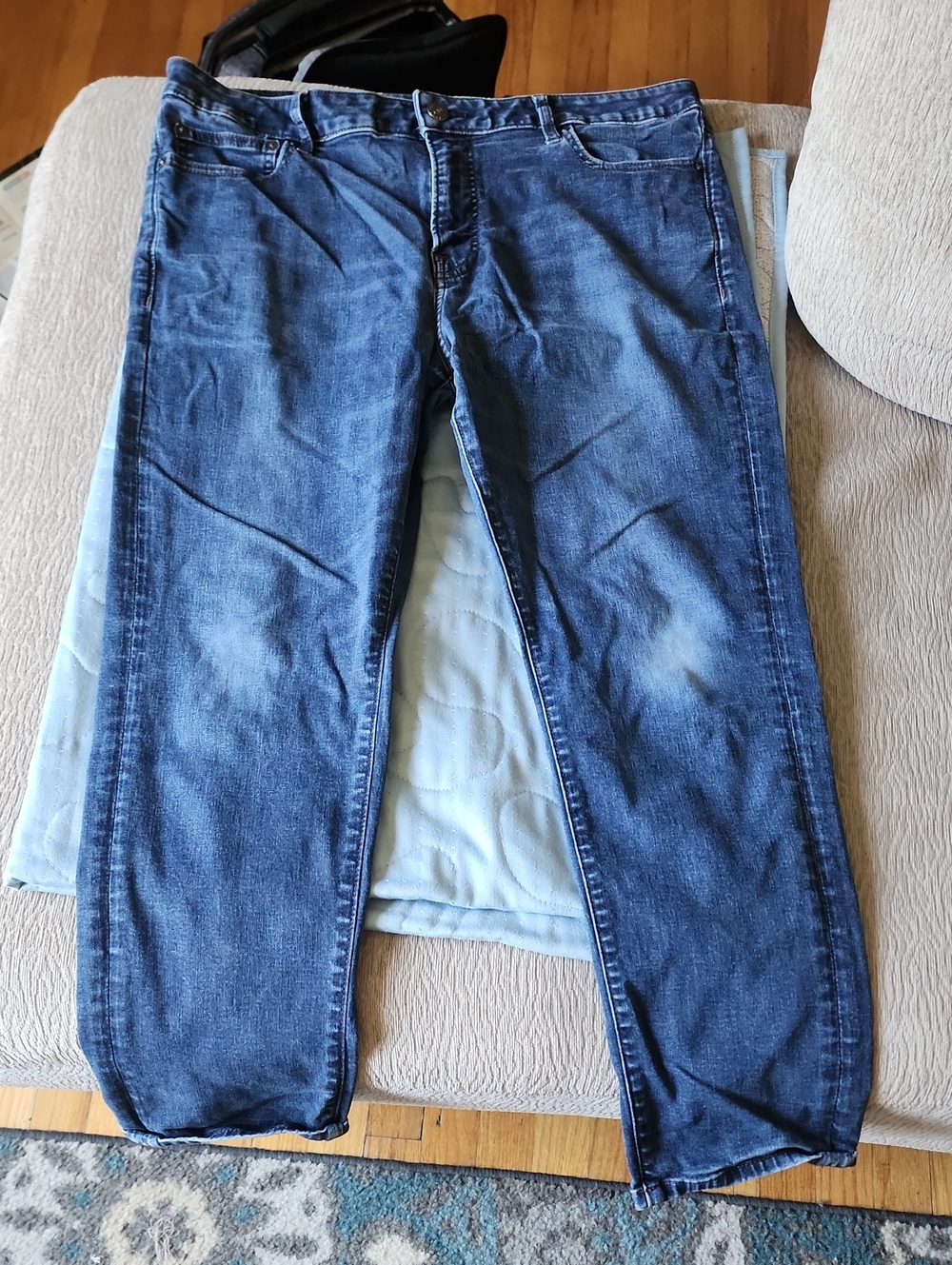 Express Men's Athletic Straight Jeans in Dark Blue Fade